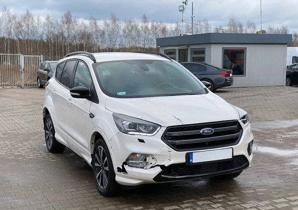 Ford Kuga cena 72200 przebieg: 58517, rok produkcji 2019 z Golczewo małe 352